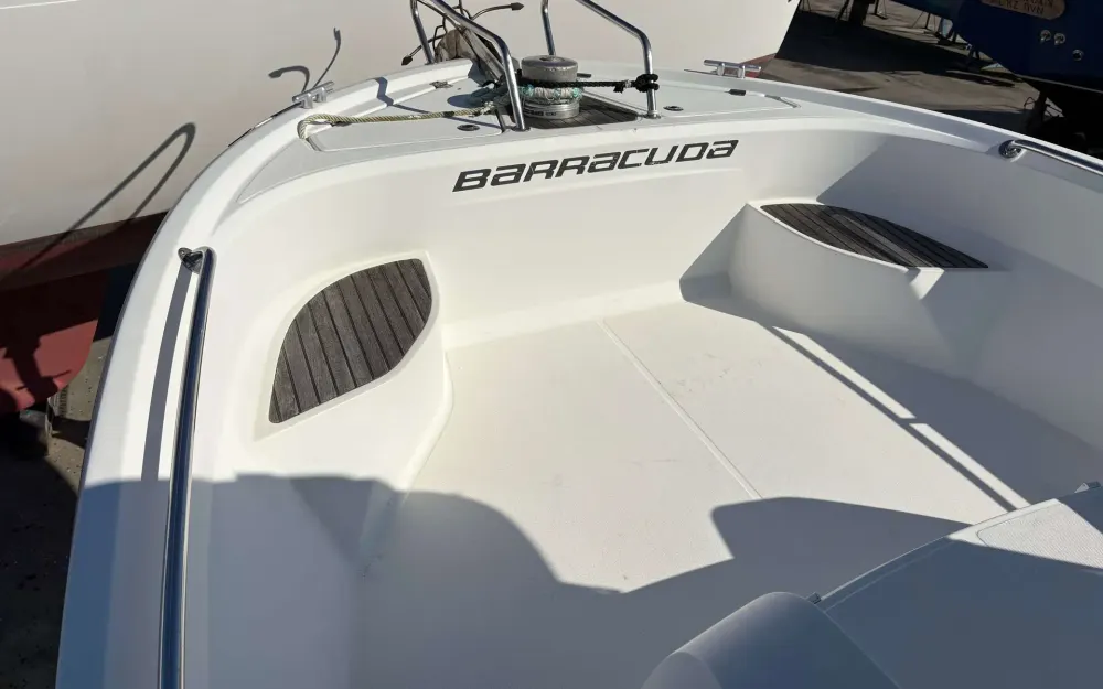 slider 3 Beneteau Barracuda 9 Fly