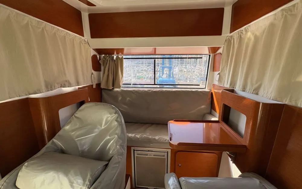 slider 6 Beneteau Barracuda 9 Fly
