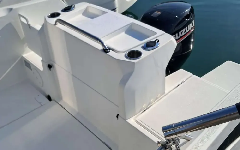 slider 11 Beneteau Barracuda 6