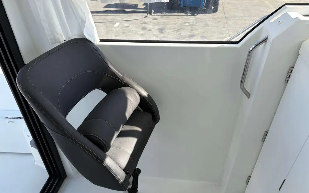 slider 15 Beneteau Barracuda 6