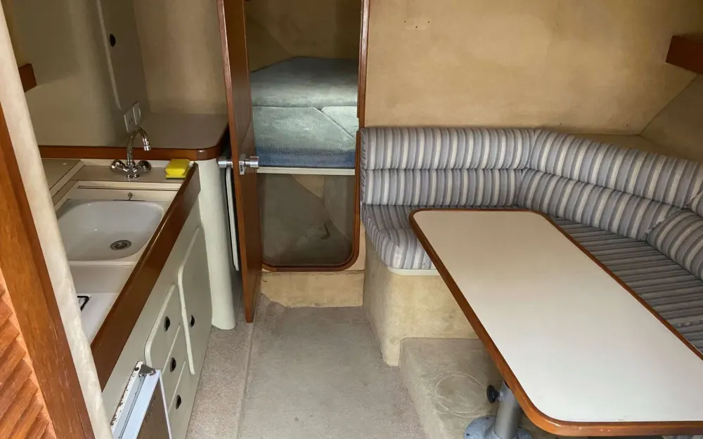 slider 12 Sunseeker San Remo 33