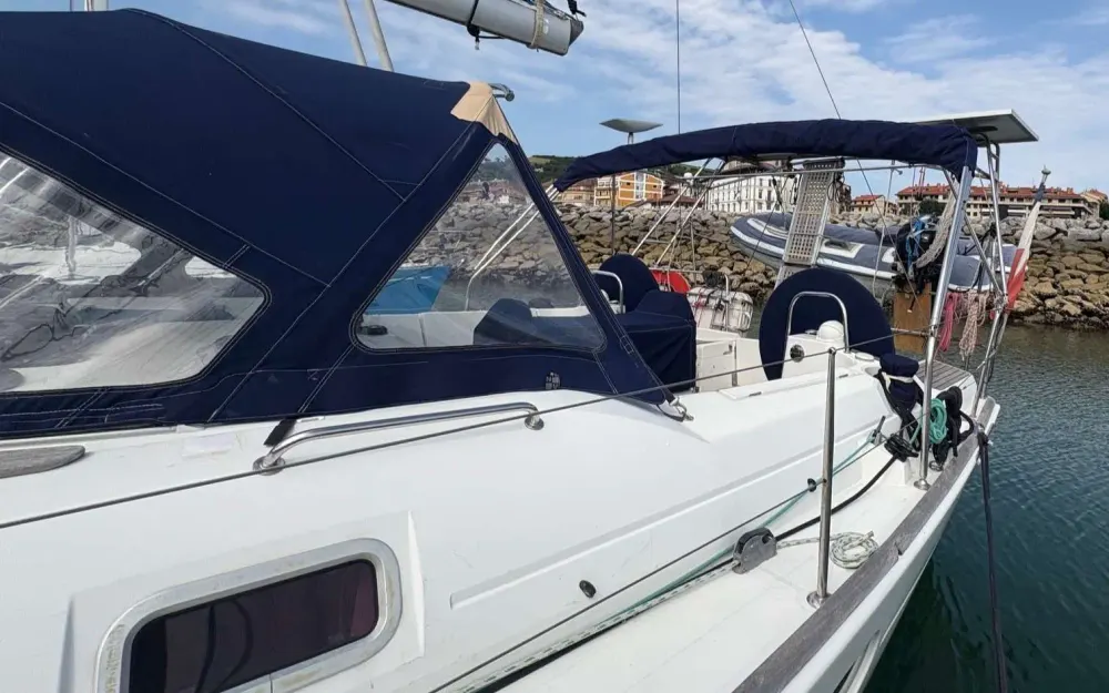 slider 9 Jeanneau Sun Odyssey 44 i
