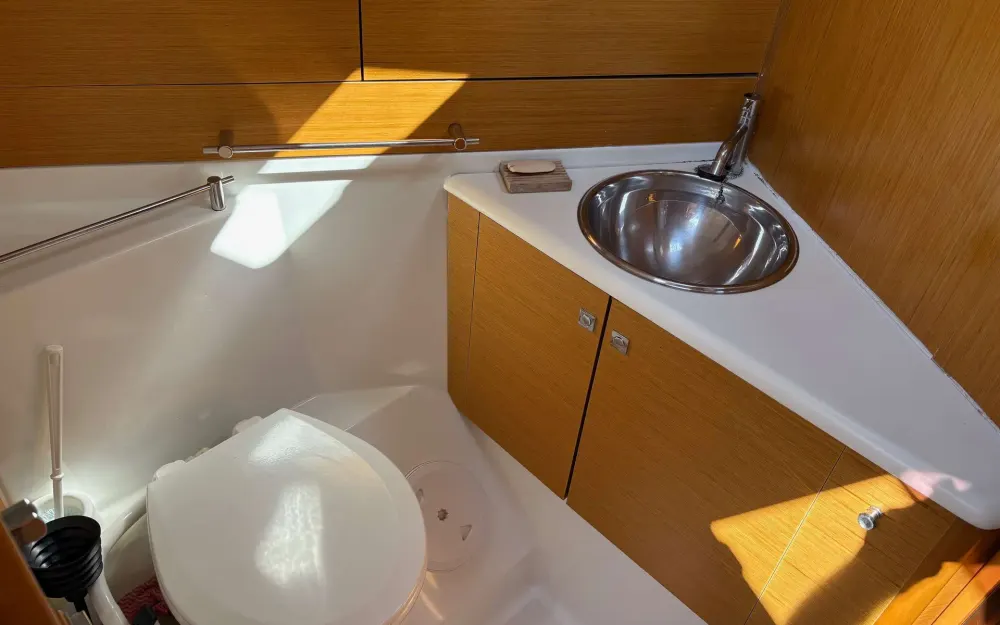 slider 3 Jeanneau Sun Odyssey 44 i