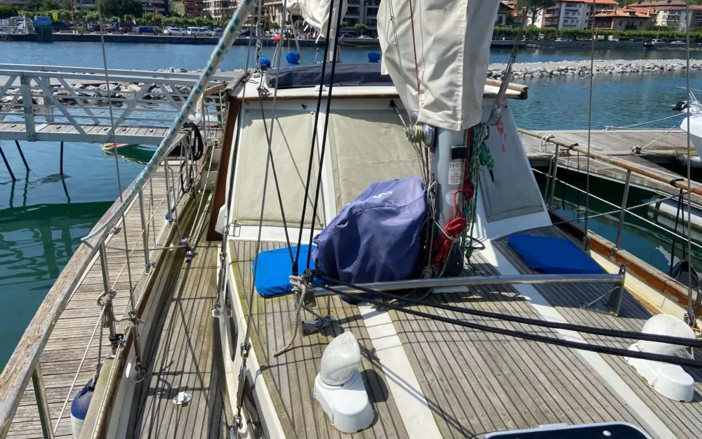 slider 15 Siltala Yachts Nauticat 38 Ketch