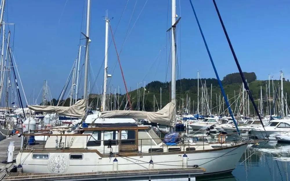 slider 4 Siltala Yachts Nauticat 38 Ketch