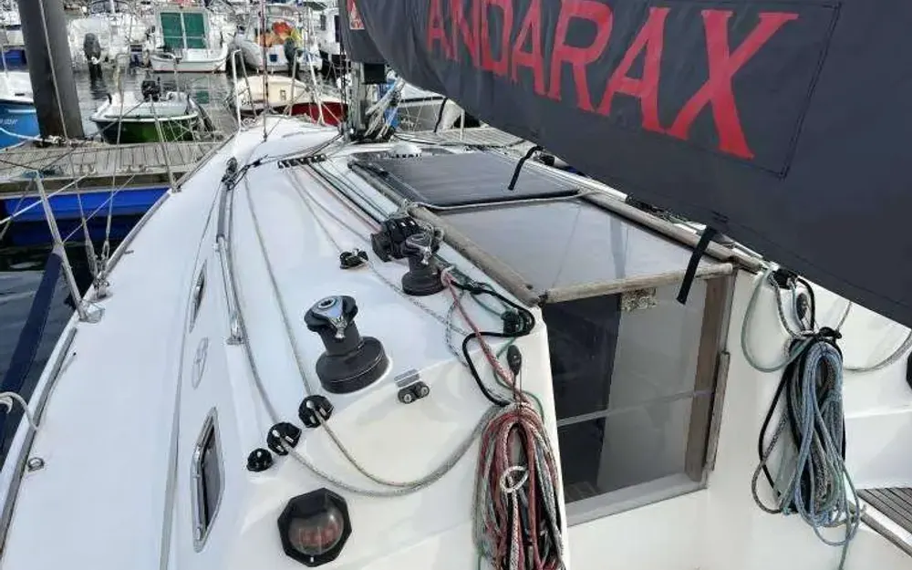 slider 16 Dufour  334 Trophy
