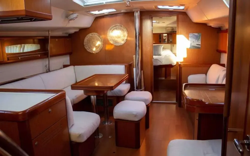 slider 9 Beneteau  50