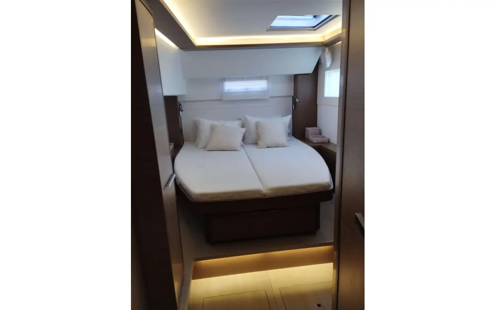 slider 12 Lagoon  46