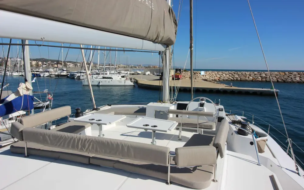 slider 7 Bali Catamarans Bali 5.4