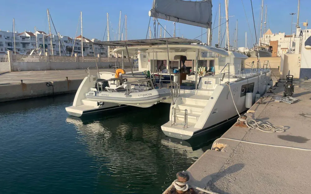 slider 18 Lagoon  450 F