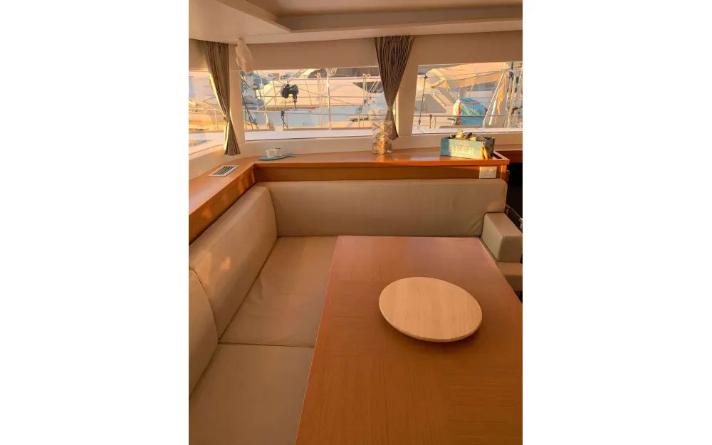 slider 24 Lagoon  450 F