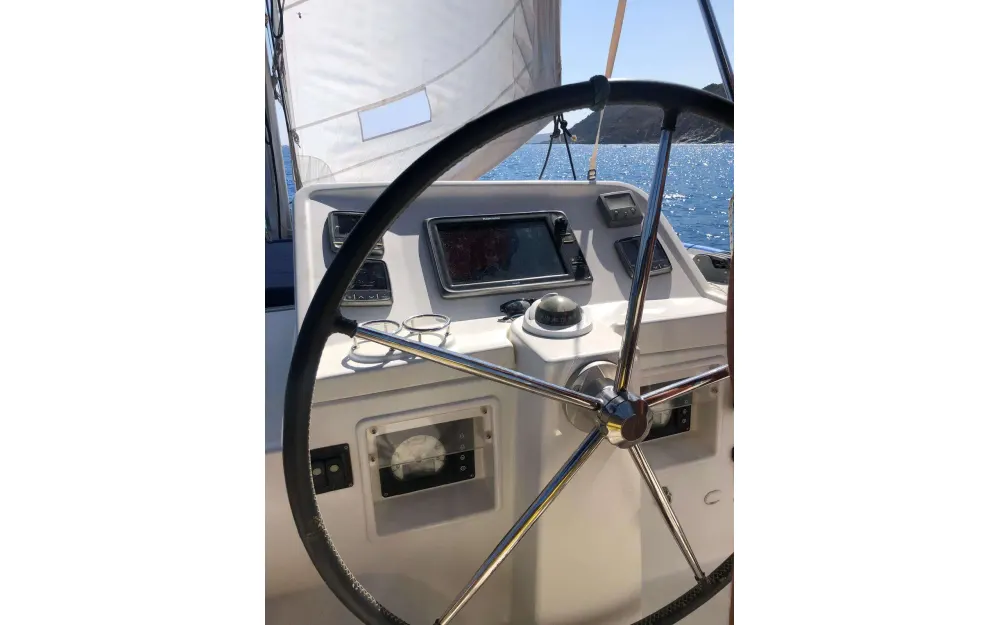 slider 7 Lagoon  450 F