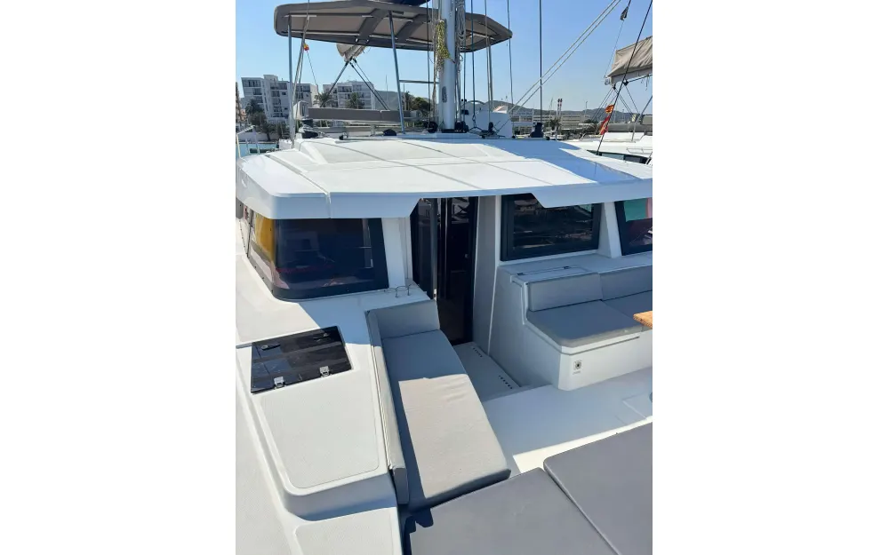 slider 21 Bali Catamarans Bali 4.6