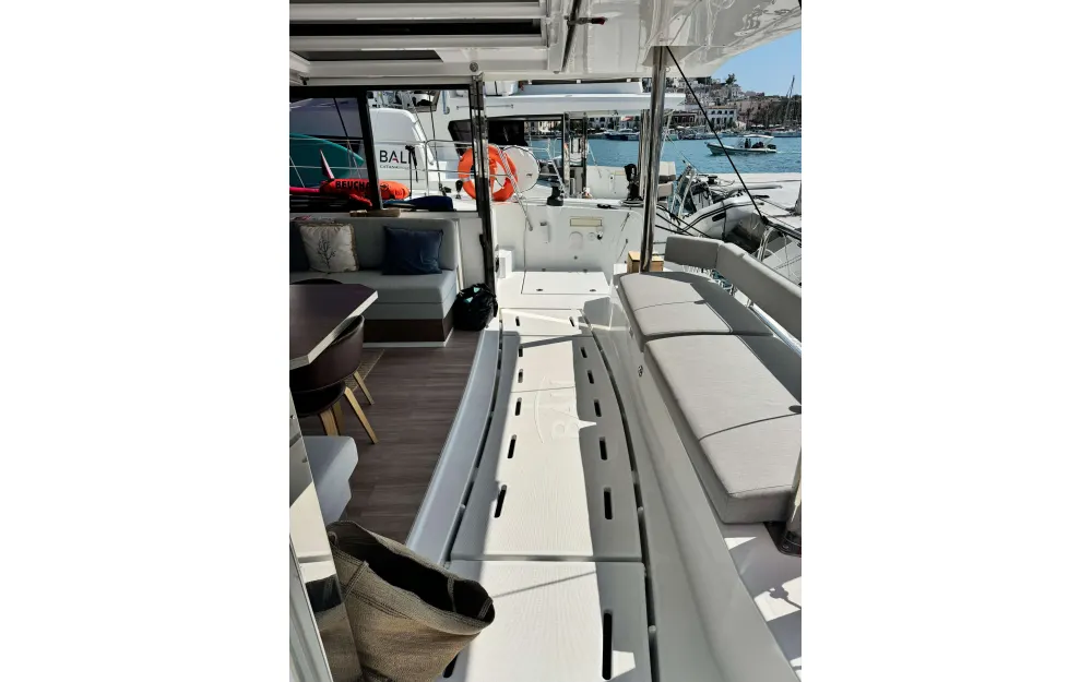 slider 23 Bali Catamarans Bali 4.6