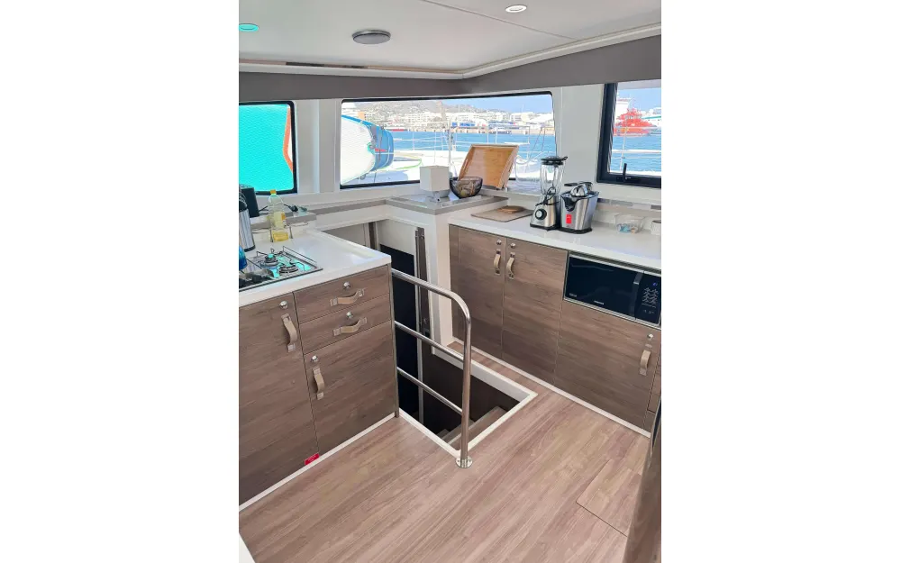 slider 6 Bali Catamarans Bali 4.6