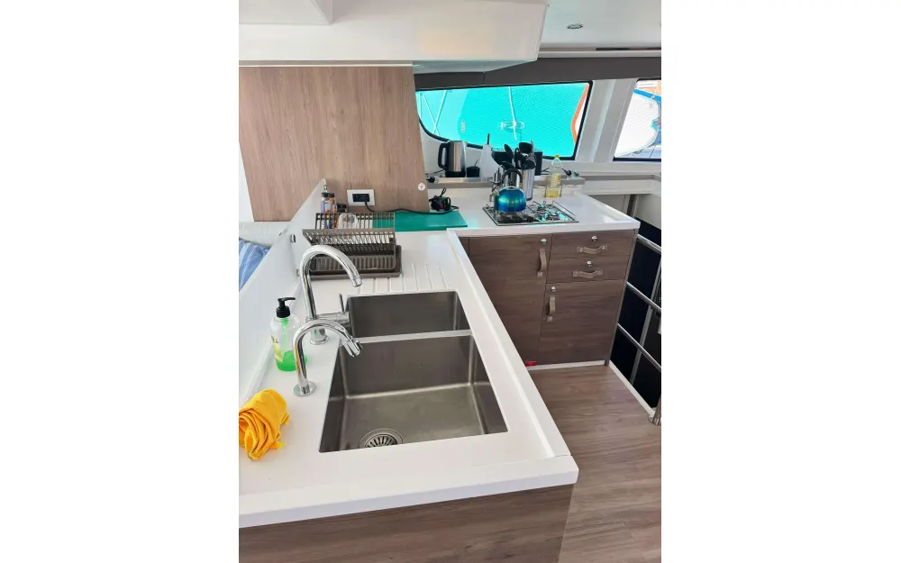 slider 7 Bali Catamarans Bali 4.6
