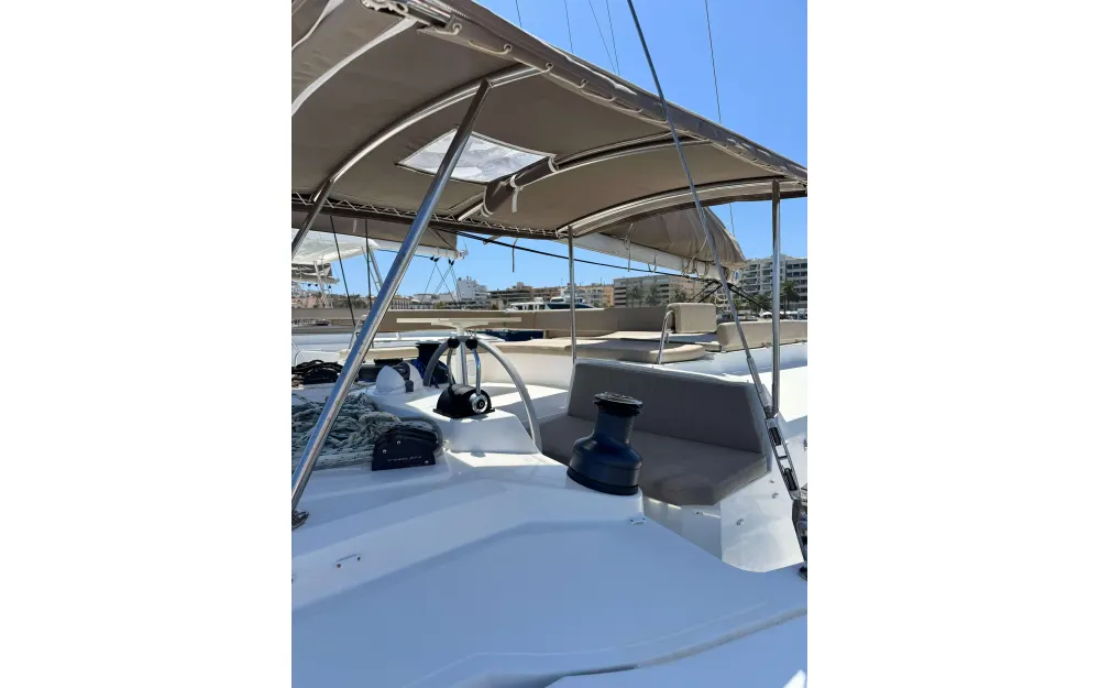 slider 13 Bali Catamarans Bali 4.4