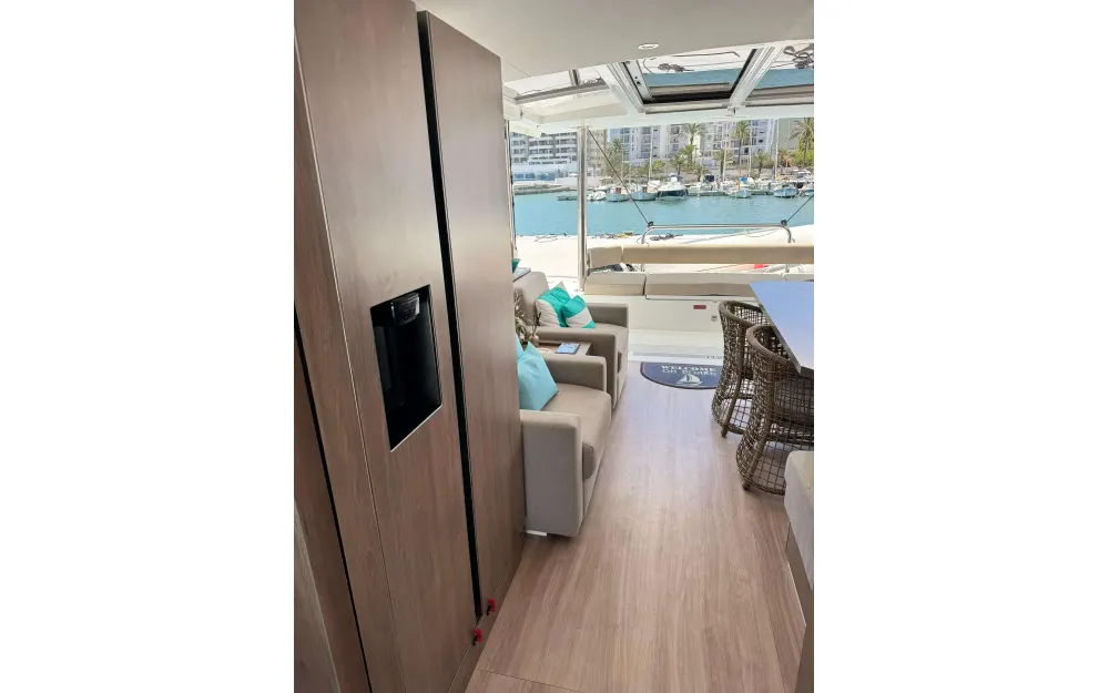 slider 14 Bali Catamarans Bali 4.4