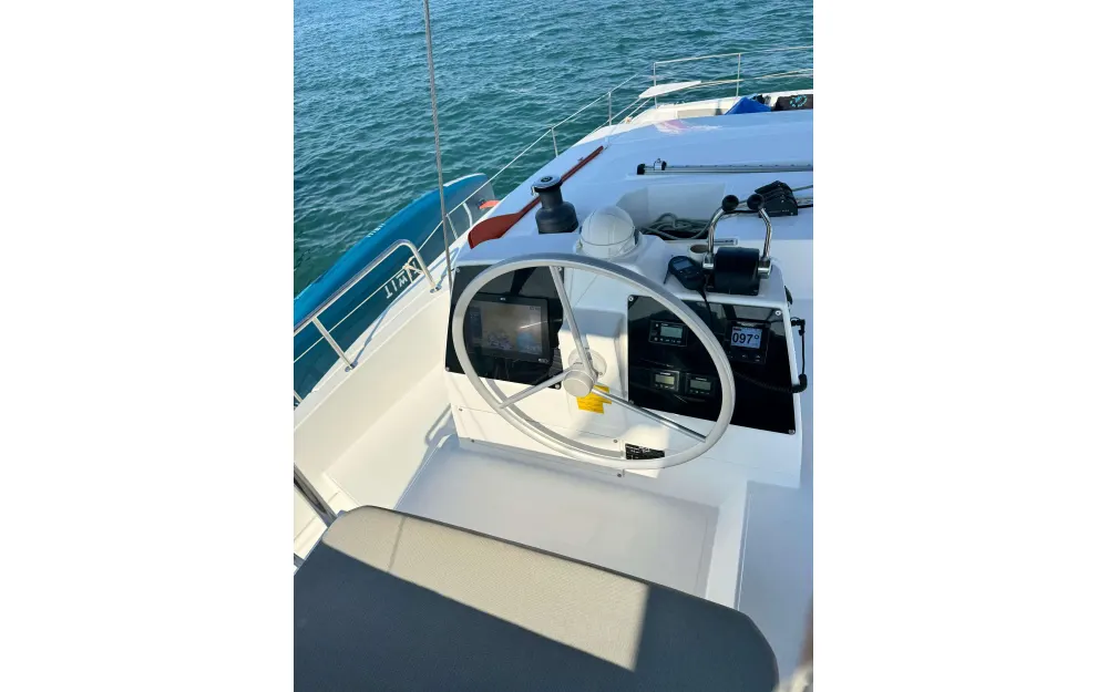 slider 3 Bali Catamarans Bali 4.6