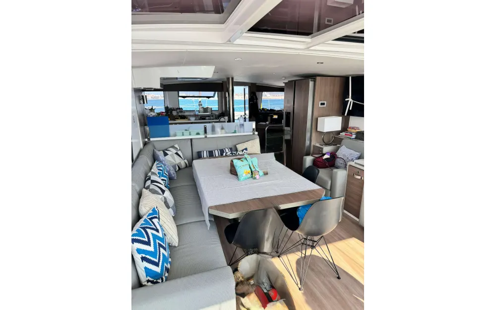 slider 6 Bali Catamarans Bali 4.6