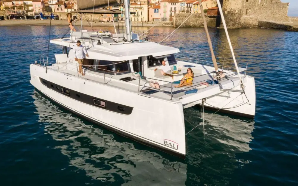 slider 0 Bali Catamarans Bali 4.6