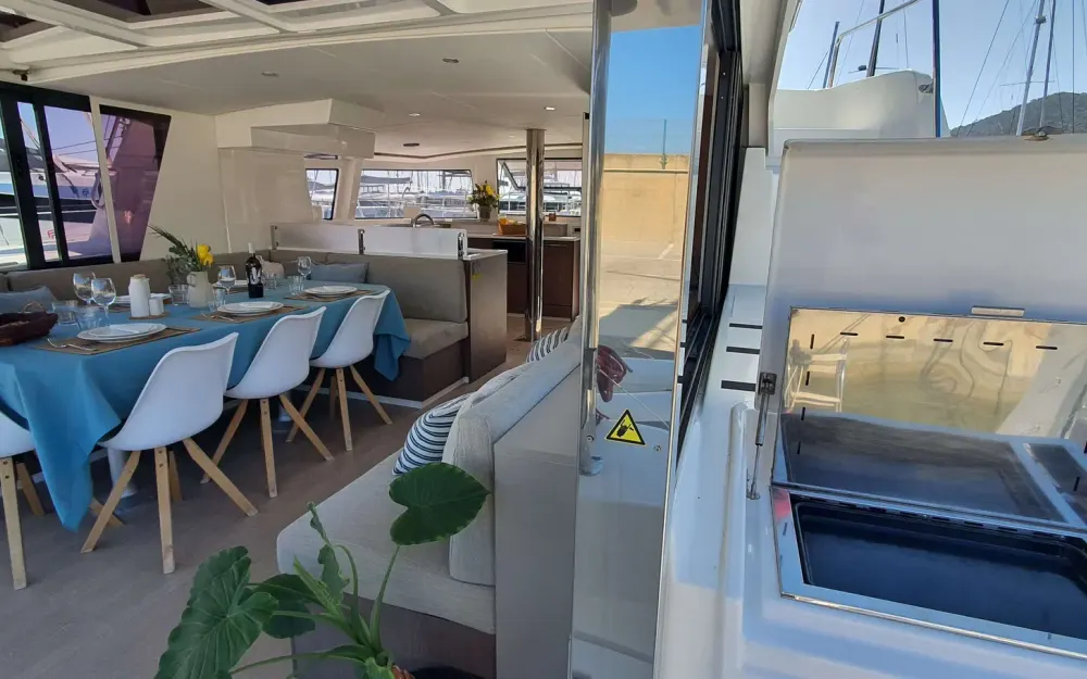 slider 14 Bali Catamarans Bali 4.6