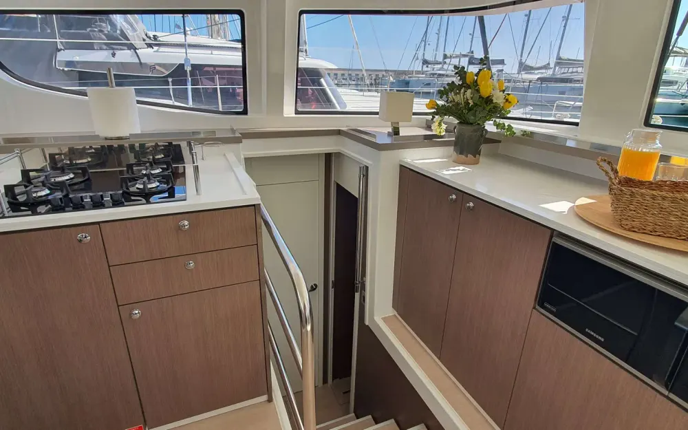 slider 6 Bali Catamarans Bali 4.6