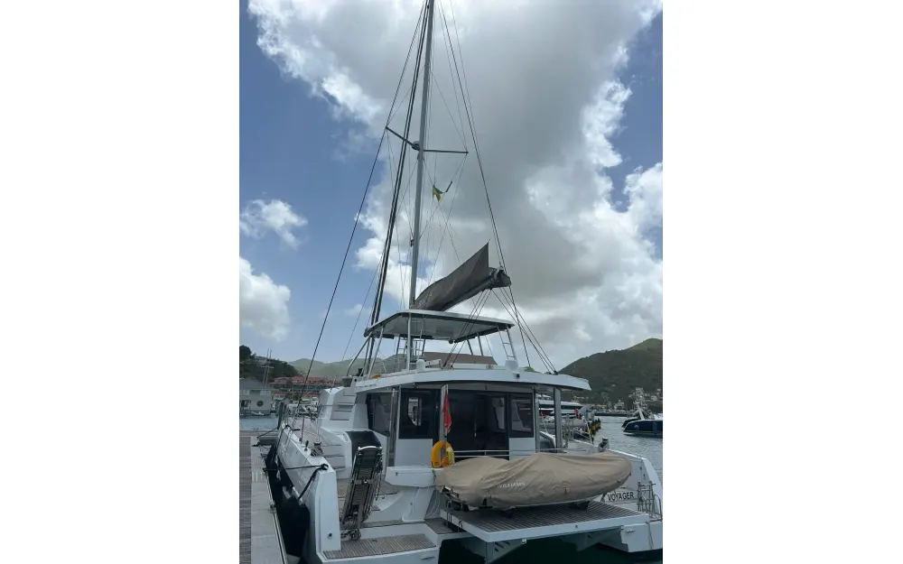 slider 7 Bali Catamarans Bali 5.4