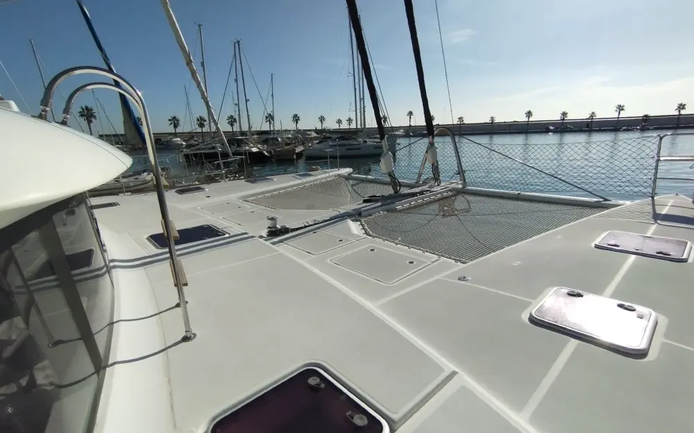slider 19 Lagoon  620
