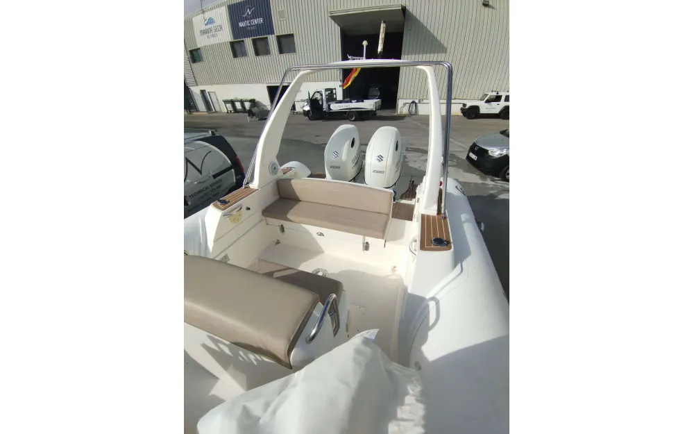 slider 2 Capelli Tempest 850