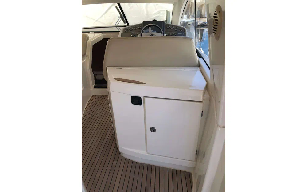 slider 9 Jeanneau Prestige 38