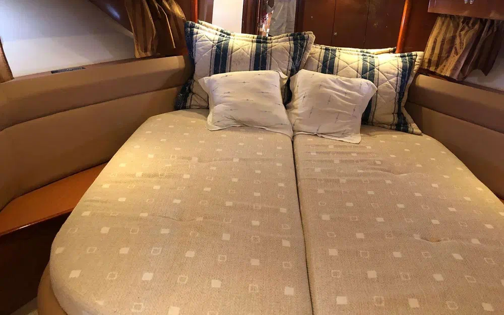 slider 11 Jeanneau Prestige 38