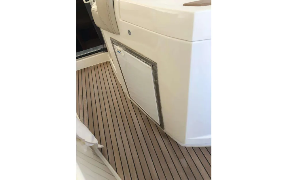 slider 17 Jeanneau Prestige 38 S