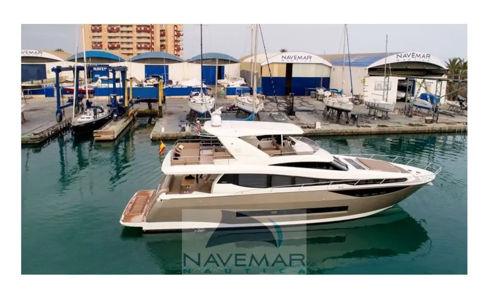 slider 0 Jeanneau Prestige 750