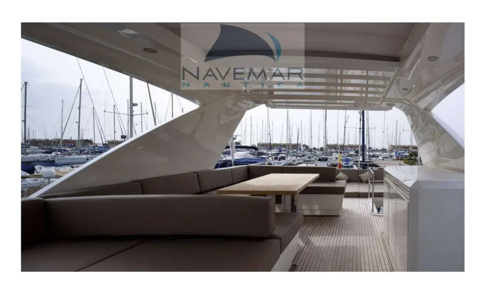 slider 11 Jeanneau Prestige 750