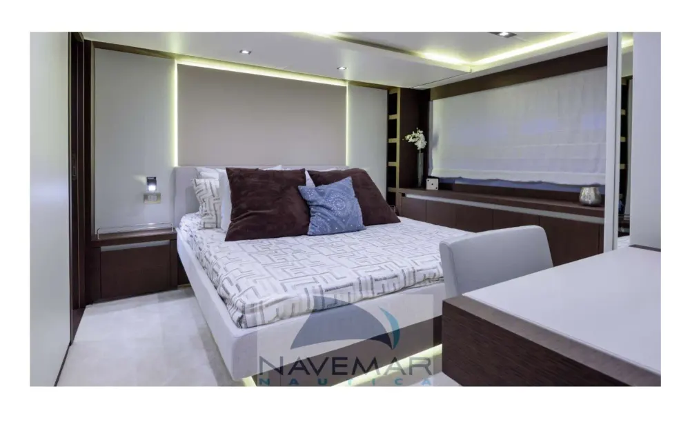 slider 13 Jeanneau Prestige 750