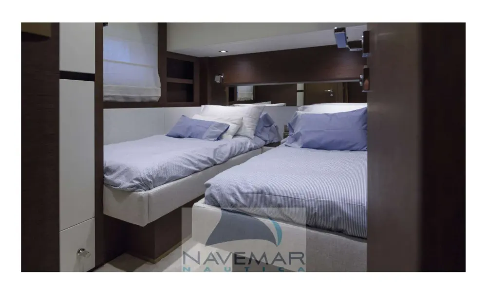 slider 6 Jeanneau Prestige 750