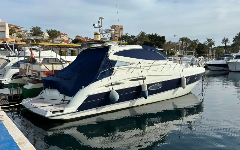 slider 0 Cranchi Mediterranee 47 Hard Top