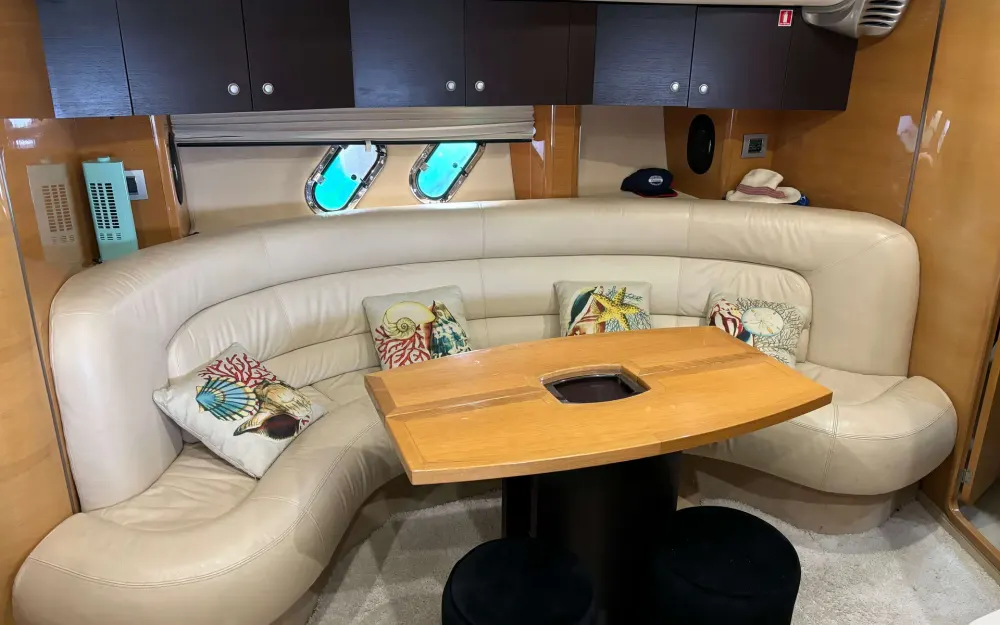 slider 3 Cranchi Mediterranee 47 Hard Top