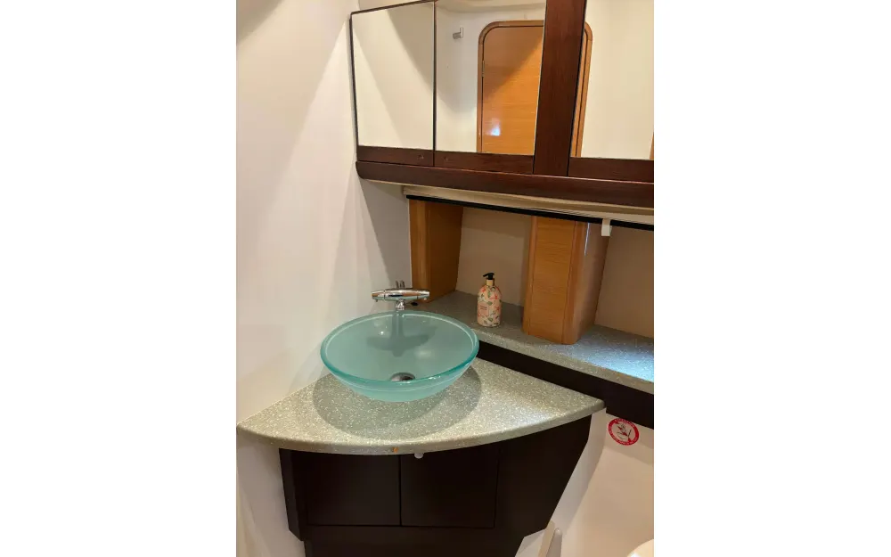 slider 4 Cranchi Mediterranee 47 Hard Top