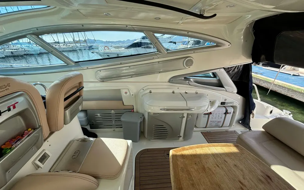 slider 7 Cranchi Mediterranee 47 Hard Top