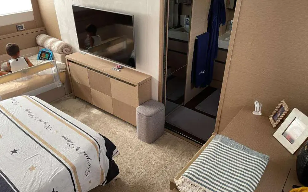 slider 14 Jeanneau Prestige 630