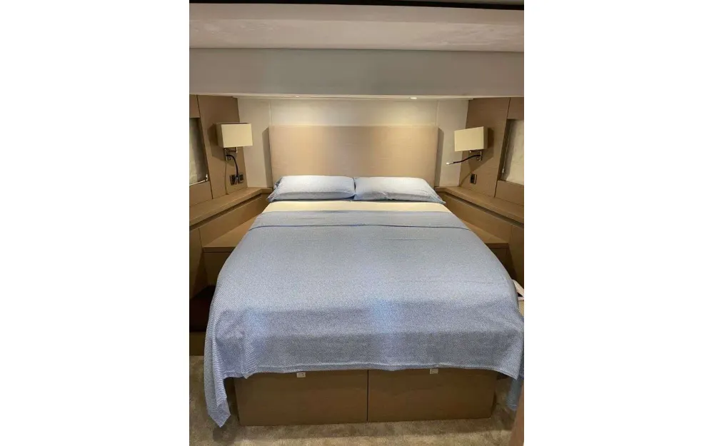 slider 20 Jeanneau Prestige 630