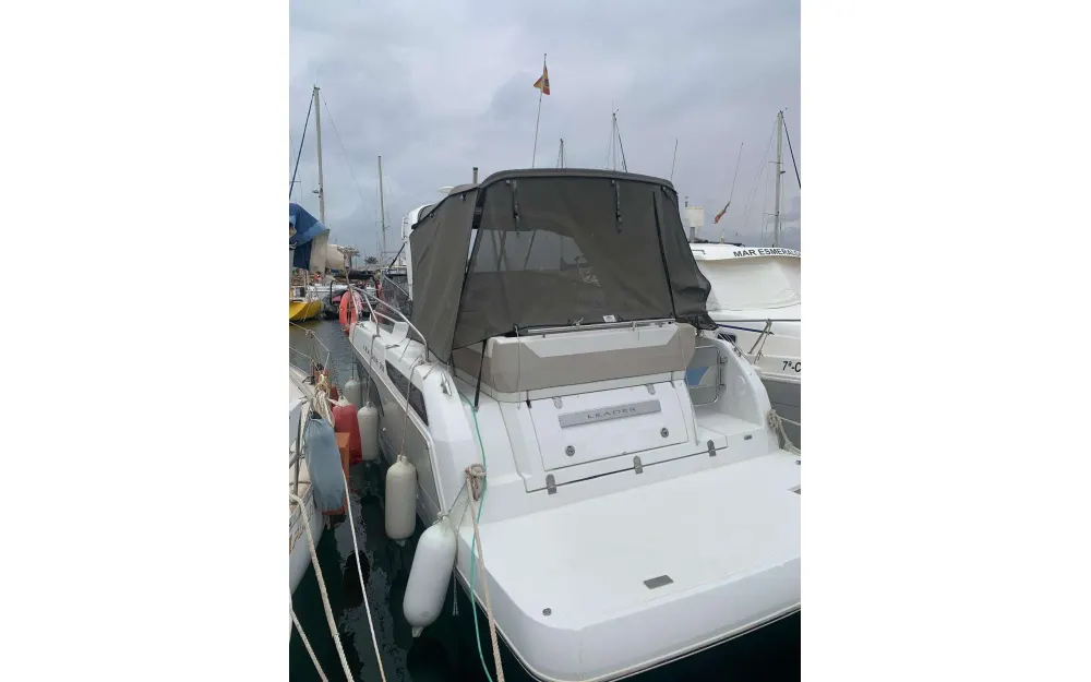 slider 21 Jeanneau Leader 30