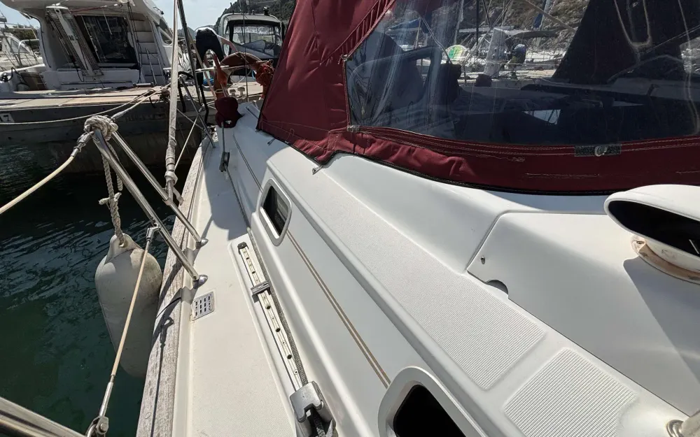 slider 28 Beneteau Oceanis 411 Clipper