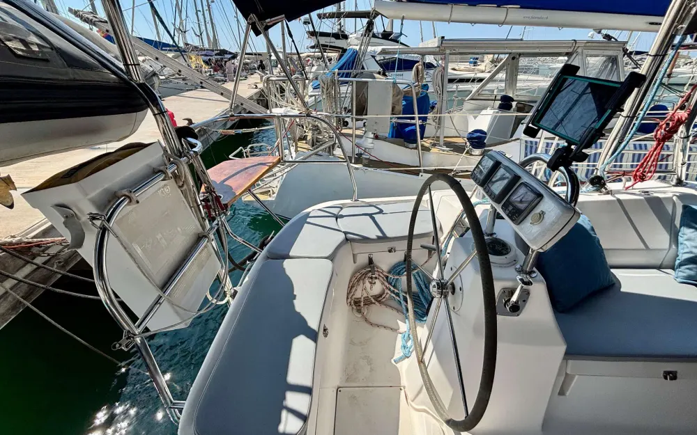 slider 47 Hunter  49