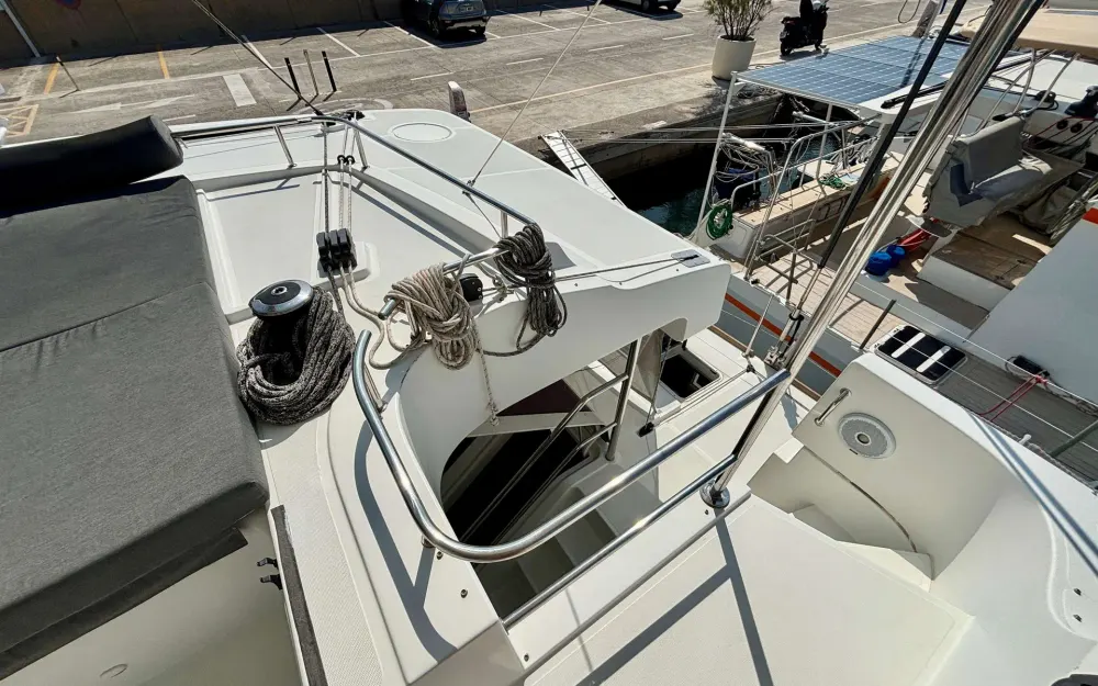 slider 17 Lagoon  52 F