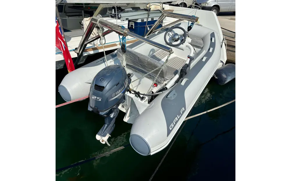 slider 40 Lagoon  52 F