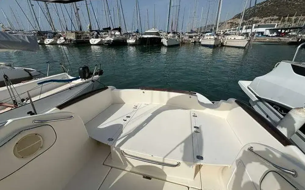 slider 20 Jeanneau Leader 705