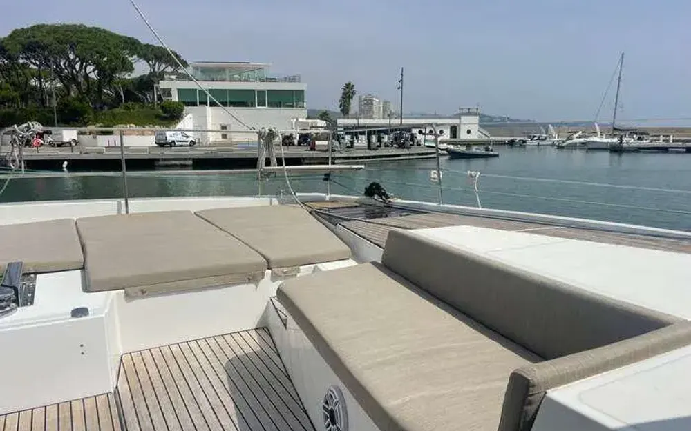 slider 1 Bali Catamarans Bali 5.4